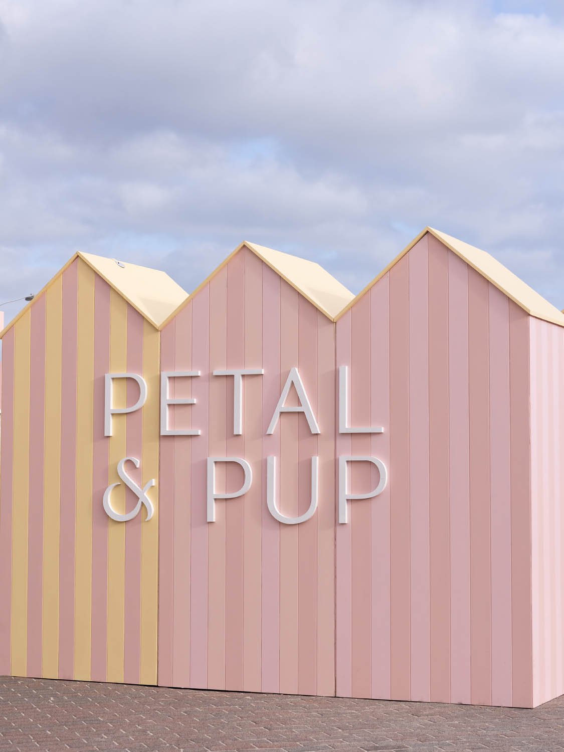 Petal+&+Pup_Passport+to+Summer Build